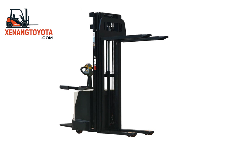 Electric Reach Stacker