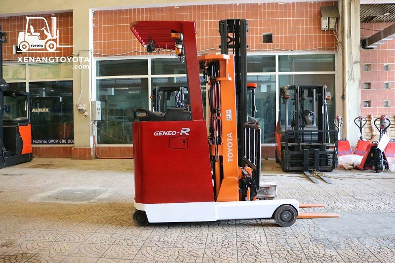 Xe nâng Reach Truck tại xenangtoyota.com