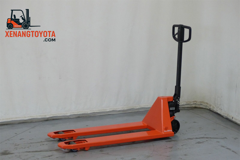 xenangtoyota.com là đơn vị cung cấp xe nâng tay Toyota chính hãng