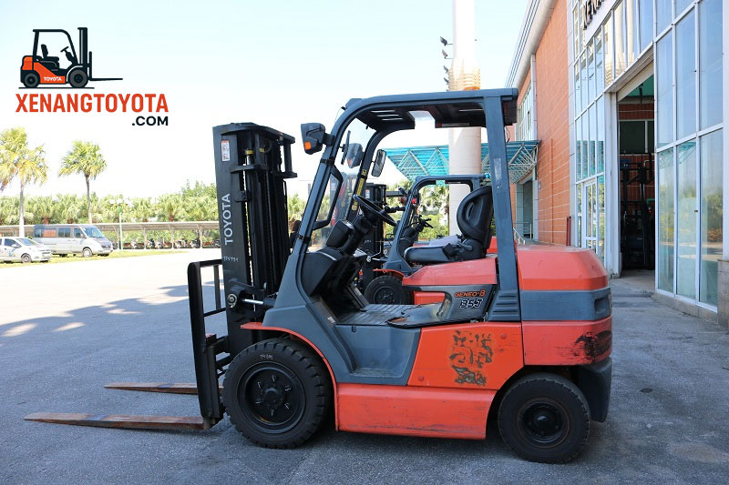 Xe nâng cũ 3.5 tấn Toyota 7FBJ35
